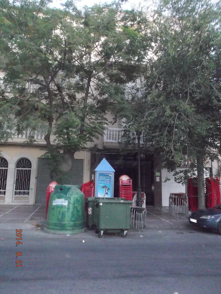 Fachada de la subasta en Jodar
