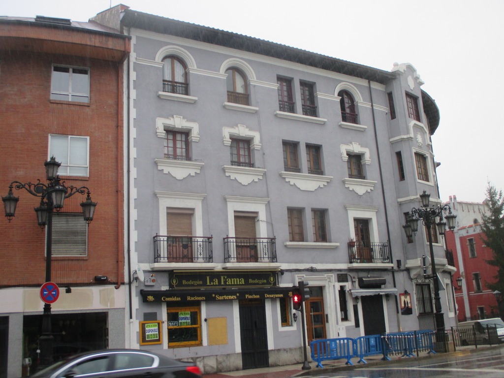 Imagen de la subasta en Oviedo