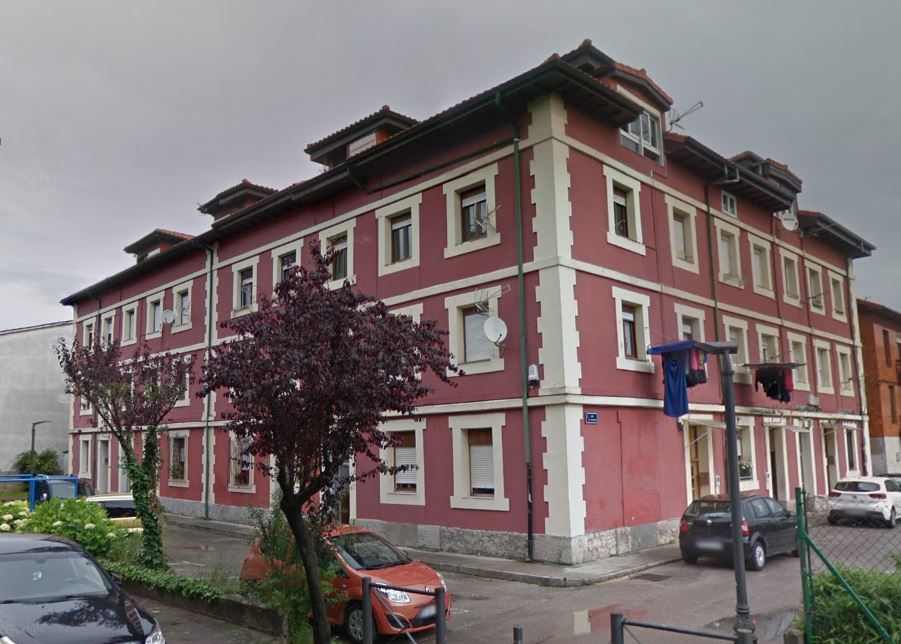 Fachada en El Astillero
