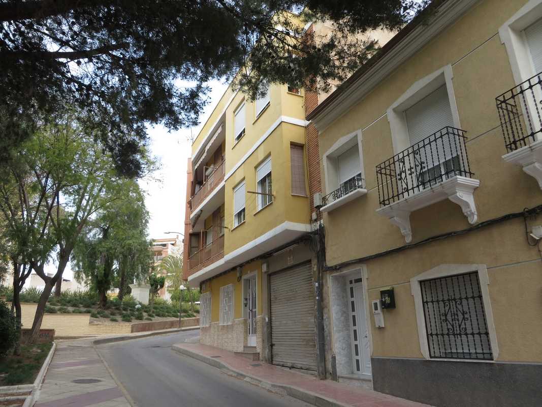 Fachada en Alcantarilla
