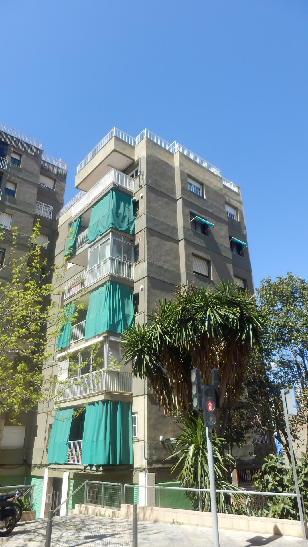 Fachada en Santa Coloma de Gramanet