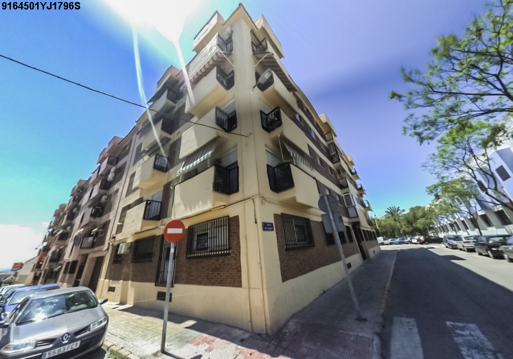 Fachada en Paterna