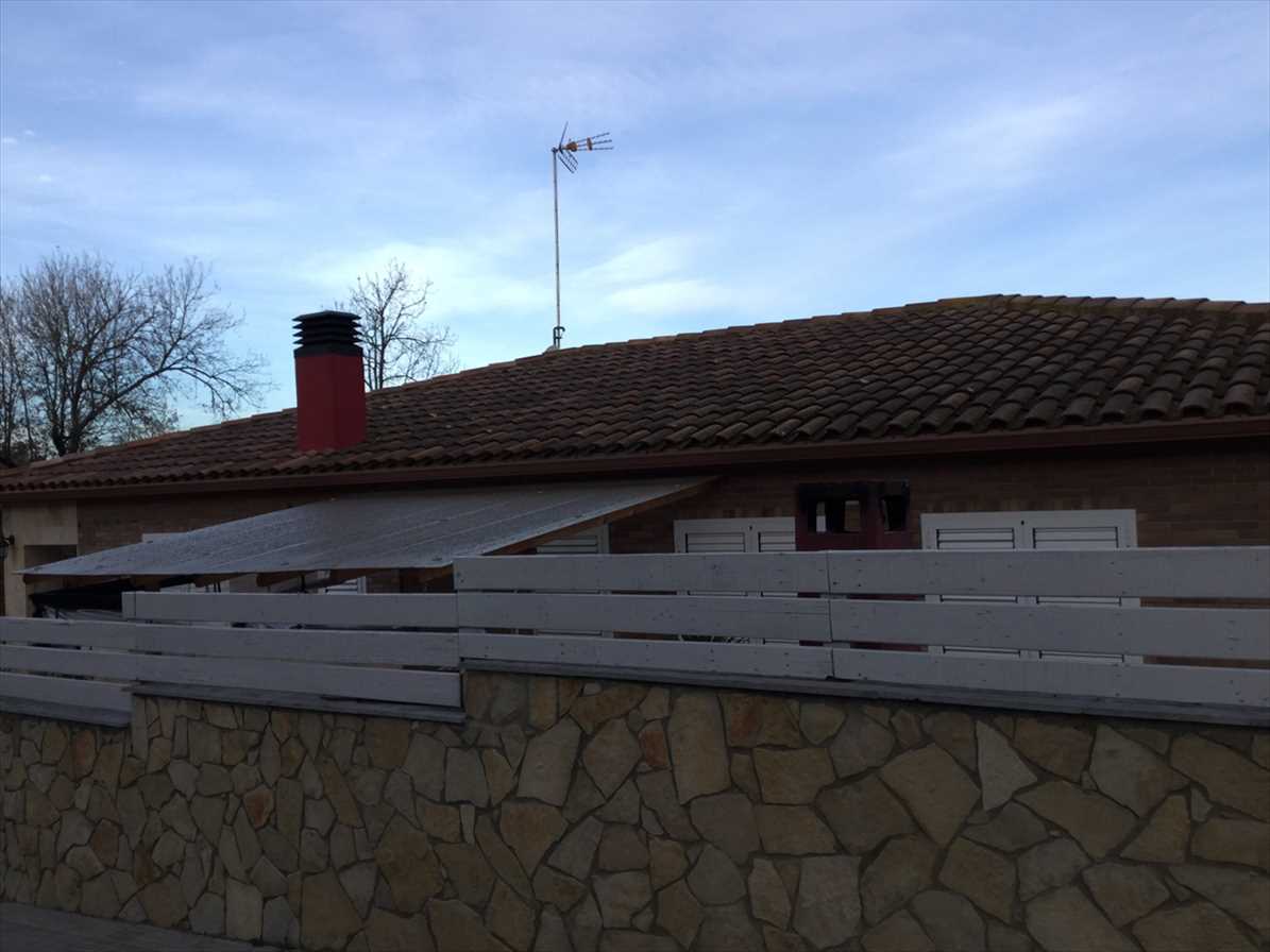 Fachada en Maçanet de la Selva