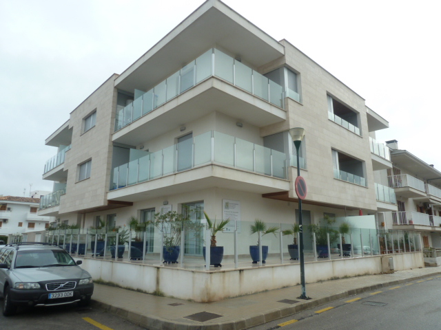 Fachada del lote 1 en Alcudia