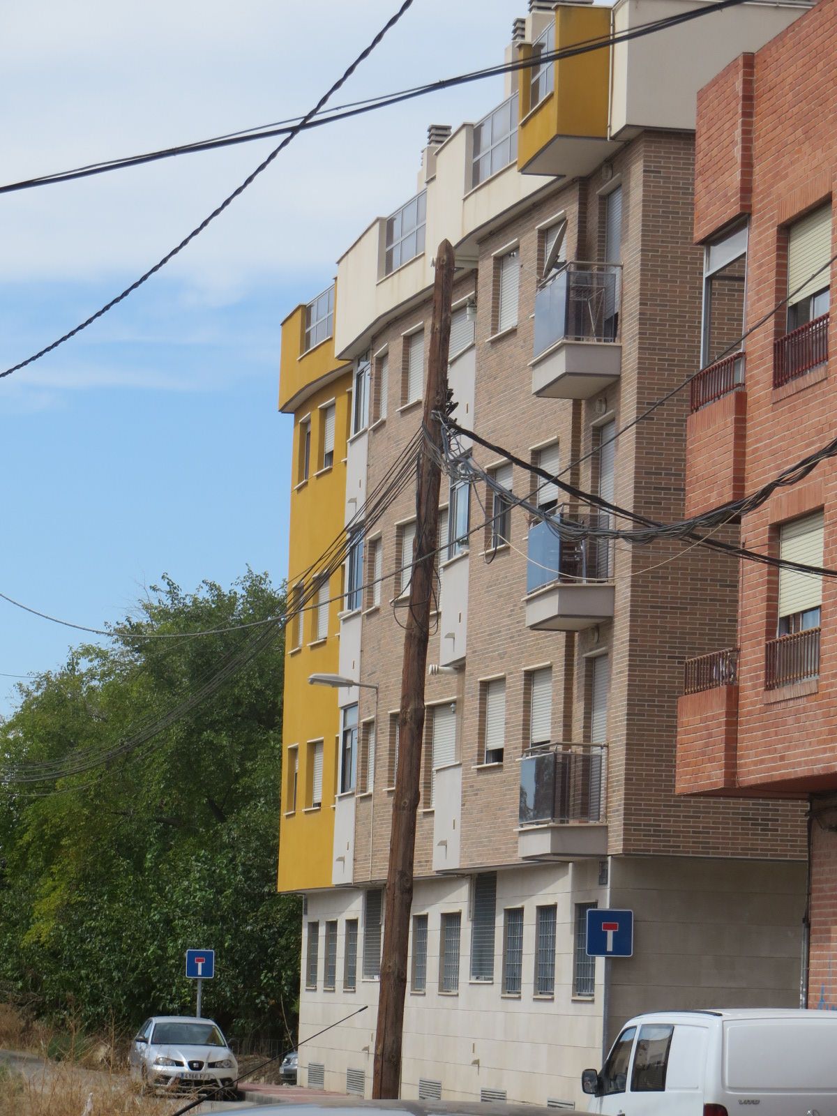 Fachada de la subasta en Murcia