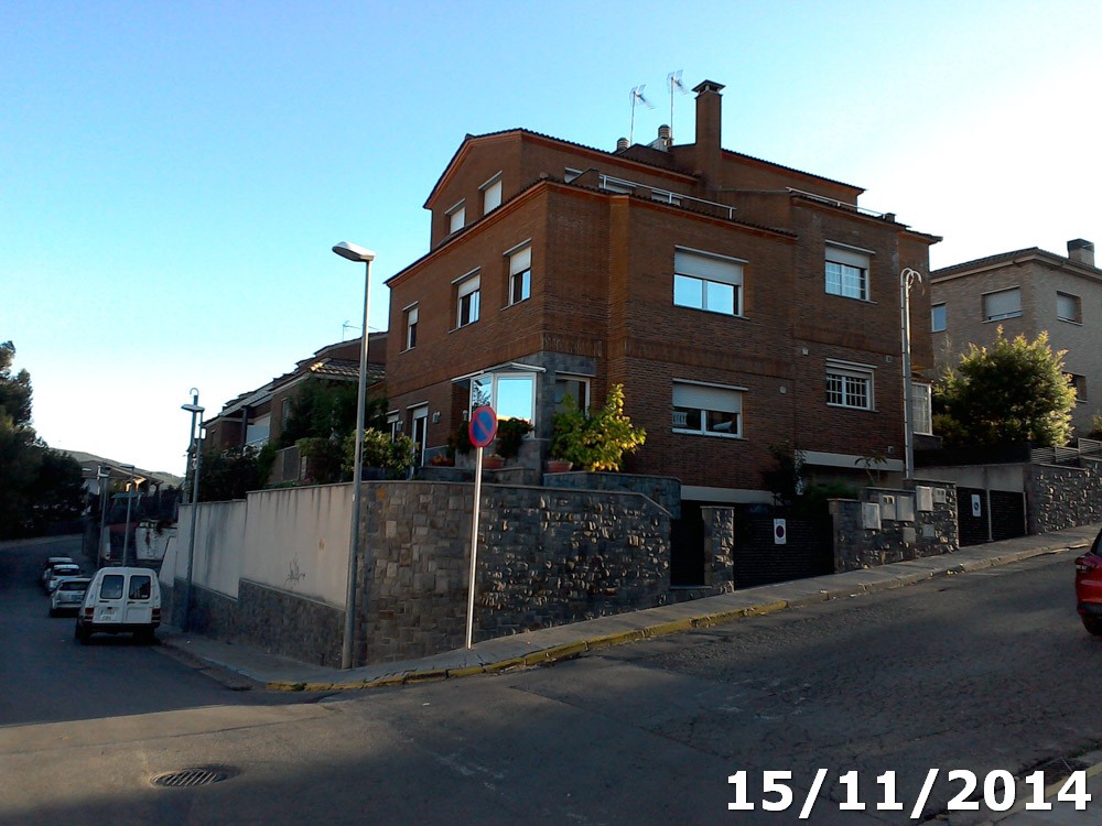 Fachada en Santa Perpetua de Mogoda