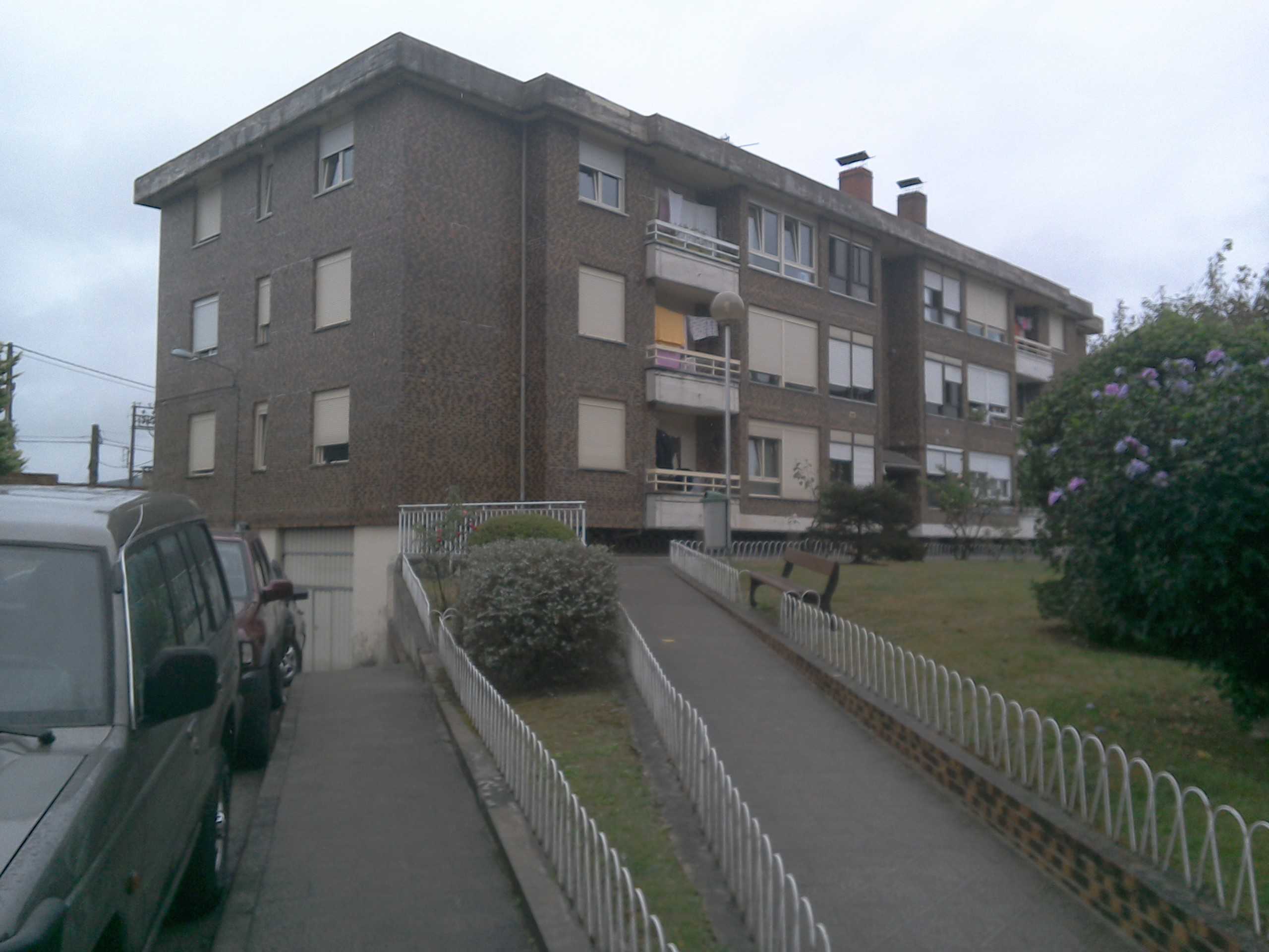 Fachada en Torrelavega