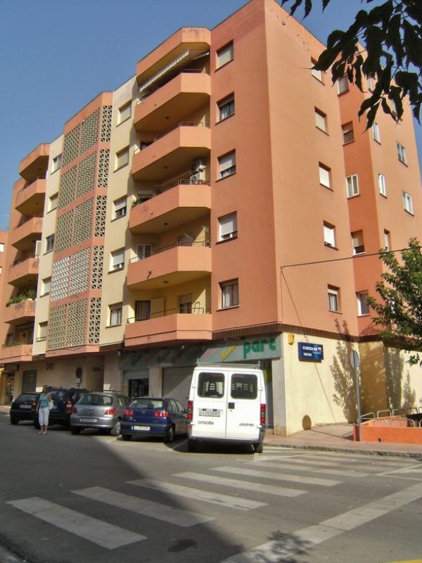 Imagen de la subasta en Figueres